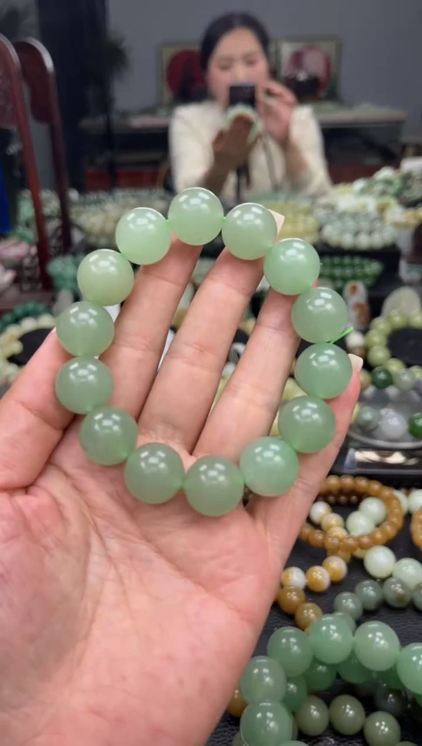 【闪购商品】东陵石手串未镶嵌新疆阿克苏翠玉卡16