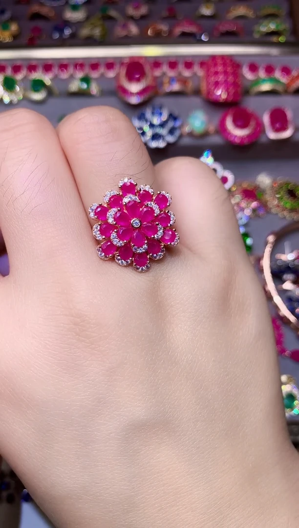 银S925镶嵌戒指红宝石....