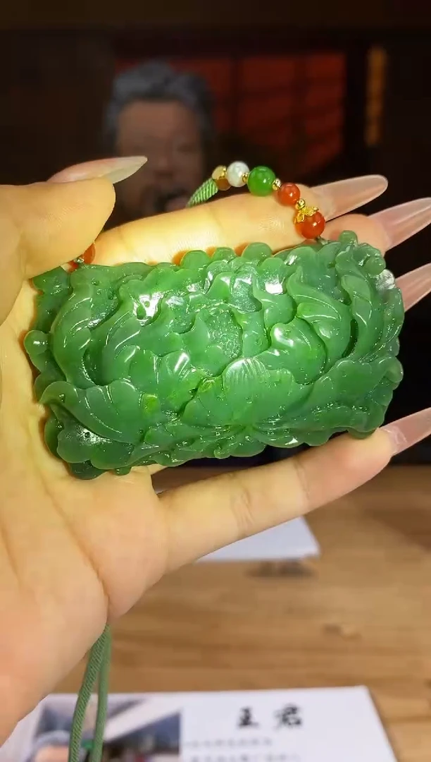 和田玉未镶嵌颈饰A578