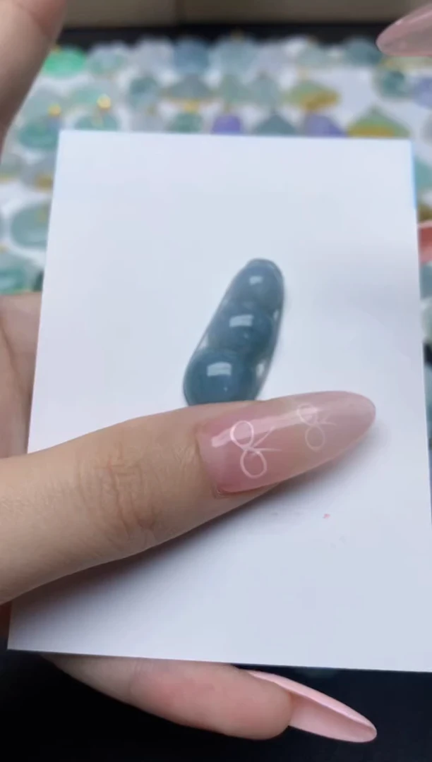 翡翠未镶嵌颈饰天然翡翠A货