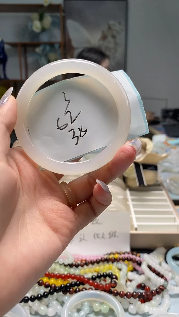 手镯玛瑙/玉髓未镶嵌3