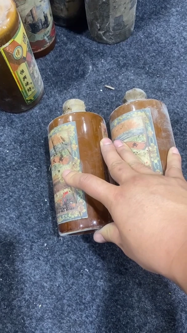 瓷片瑞*所见即所得；；瓷片