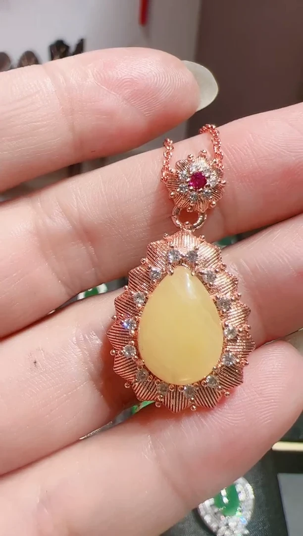 【闪购商品】蜜蜡颈饰银S925镀金镶嵌202521420