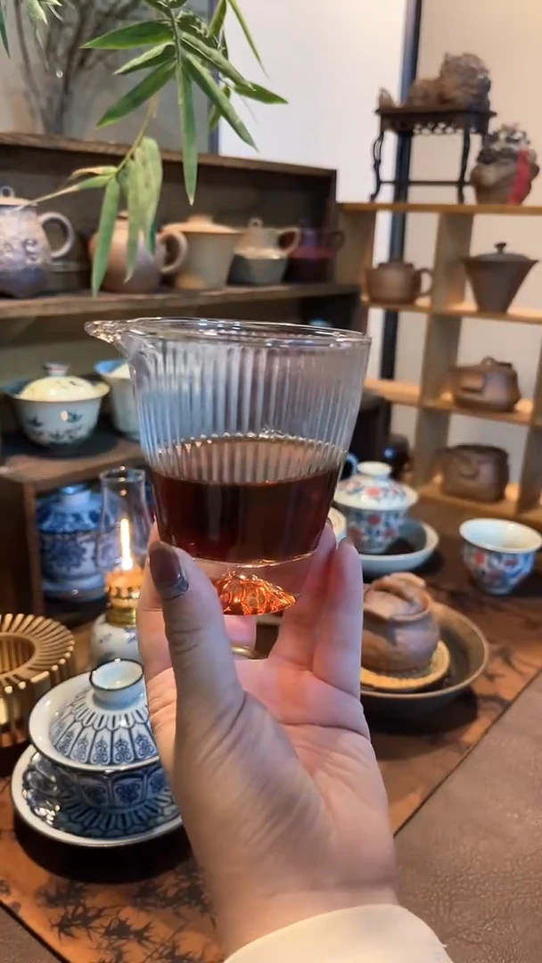 【闪购商品】其他竖纹高山公道杯001