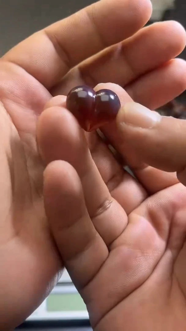 裸石琥珀未镶嵌77