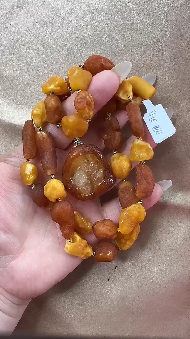 琥珀颈饰未镶嵌项链