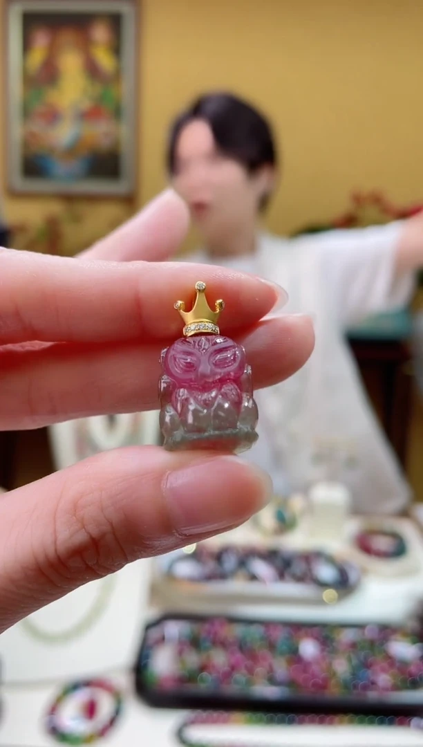 18K金镶嵌颈饰碧玺21凤九吊坠