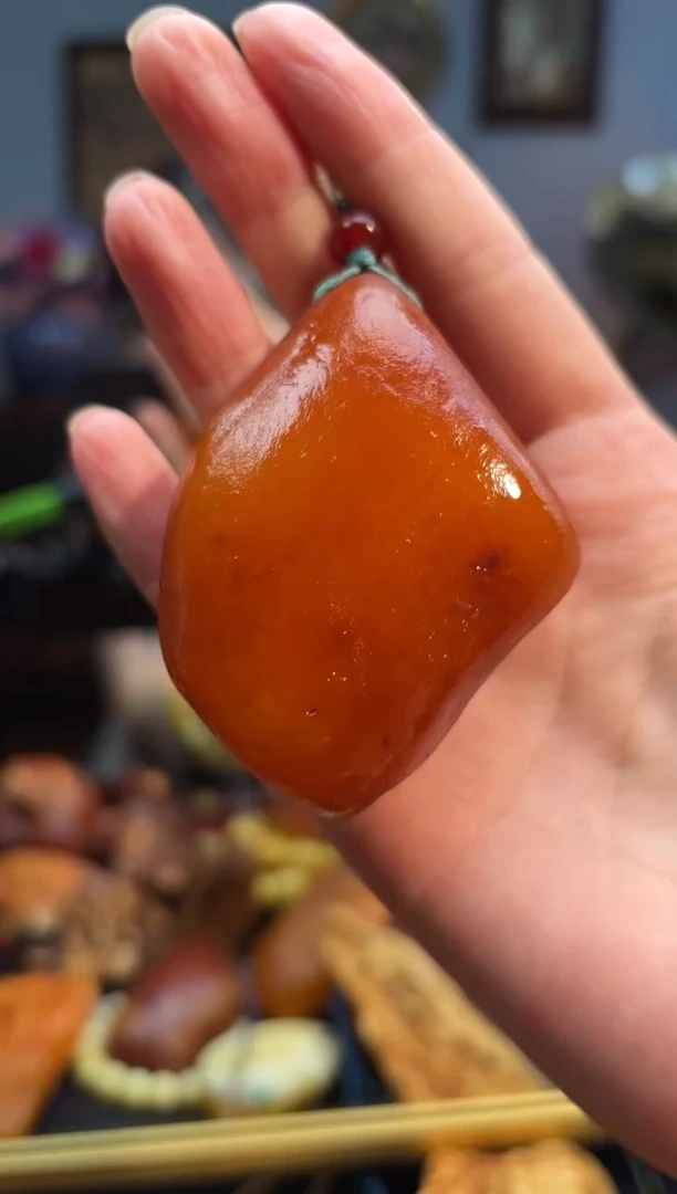 琥珀颈饰未镶嵌吊坠