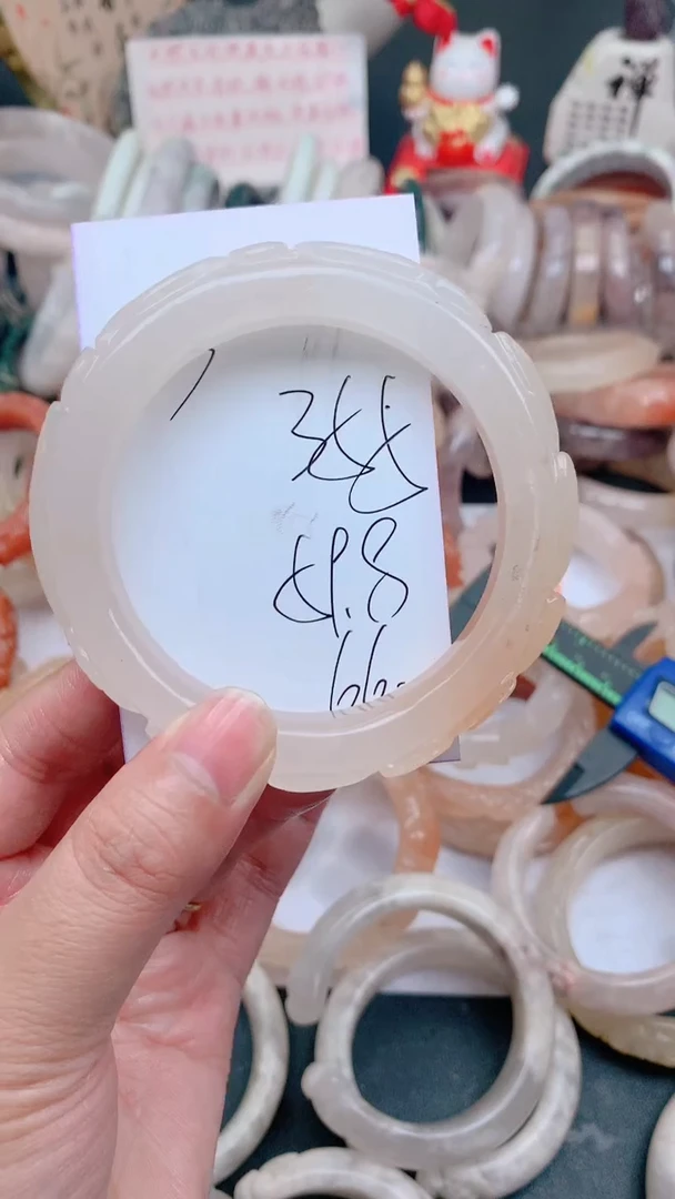 未镶嵌手镯石英质玉355