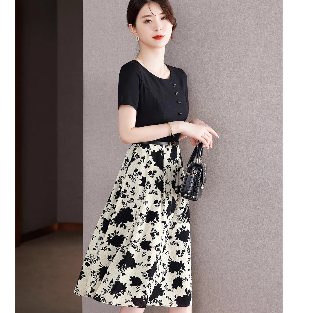 春秋款2025年新款连衣裙长袖黑色印花裙时尚气质显瘦洋气碎花裙