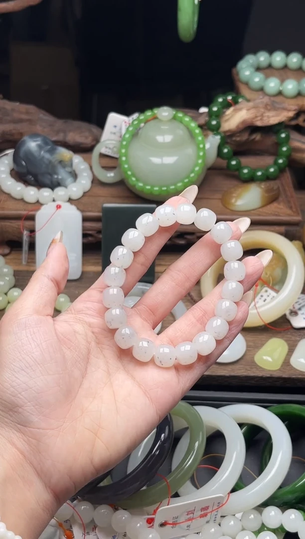 未镶嵌手串和田玉卡11新疆黑山 老型9012032