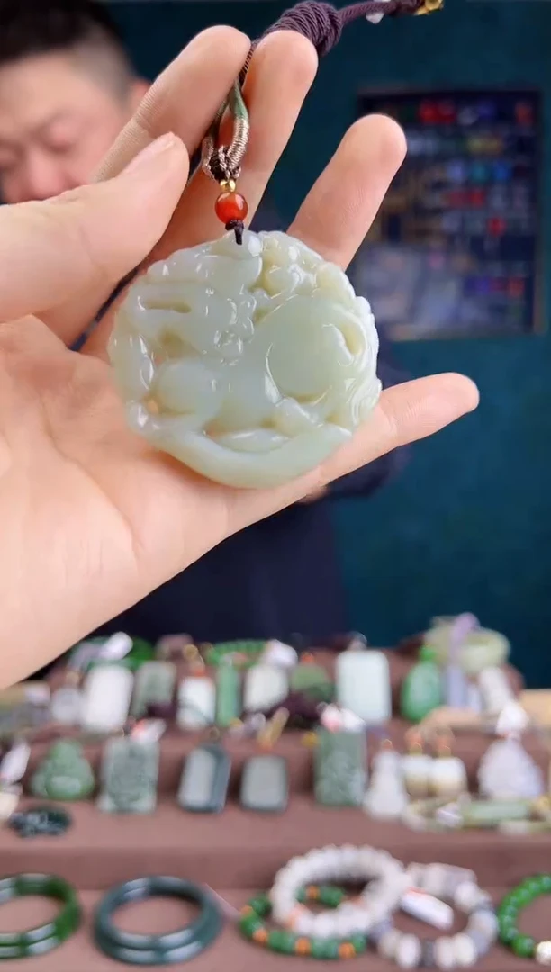 【闪购商品】和田玉颈饰未镶嵌 ZZ 拍一发一 多样性发货