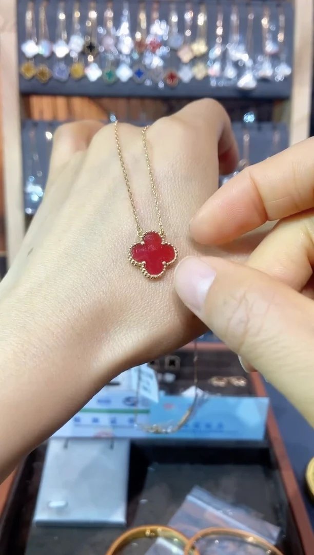 18K金镶嵌套链玛瑙/玉髓玛瑙K黄