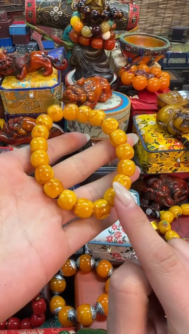 【闪购商品】蜜蜡裸石未镶嵌推荐好物如图所示