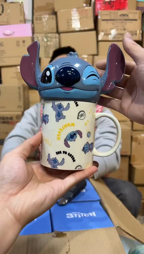 【闪购商品】杯原盒史迪仔满印带盖杯