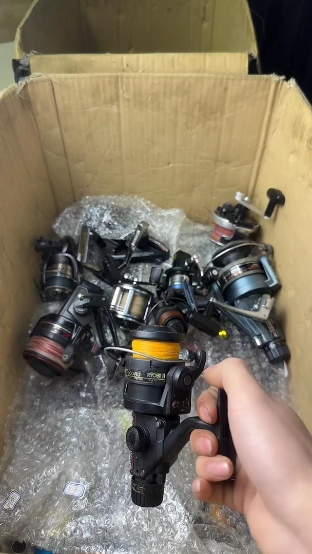 十**双微瑕钓鱼轮，直播间讲解为准，看清楚再拍，如有拆卸不退换