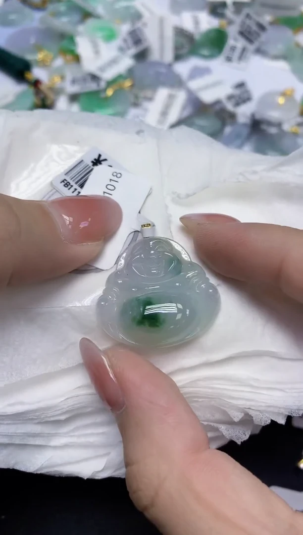 颈饰18K金镶嵌翡翠天然缅甸翡翠A货百元以上9元证书费自理