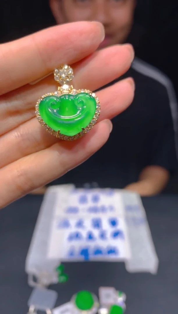 【闪购商品】定制翡翠未镶嵌219多样性发货（发其一）