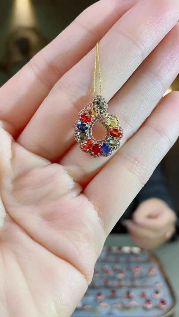 颈饰彩色蓝宝石银S925镶嵌颈饰