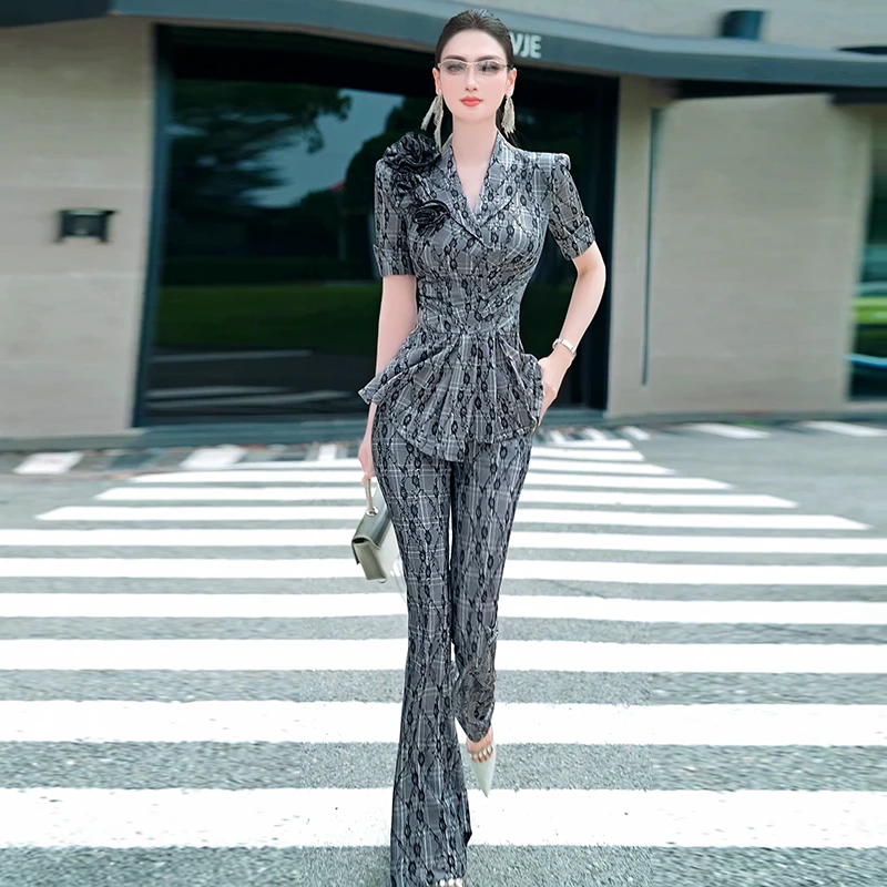 夏季女神范蕾丝花纹印花上衣喇叭裤2025新款立体花朵气质套装