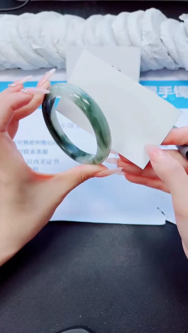 石英质玉手镯未镶嵌10/56