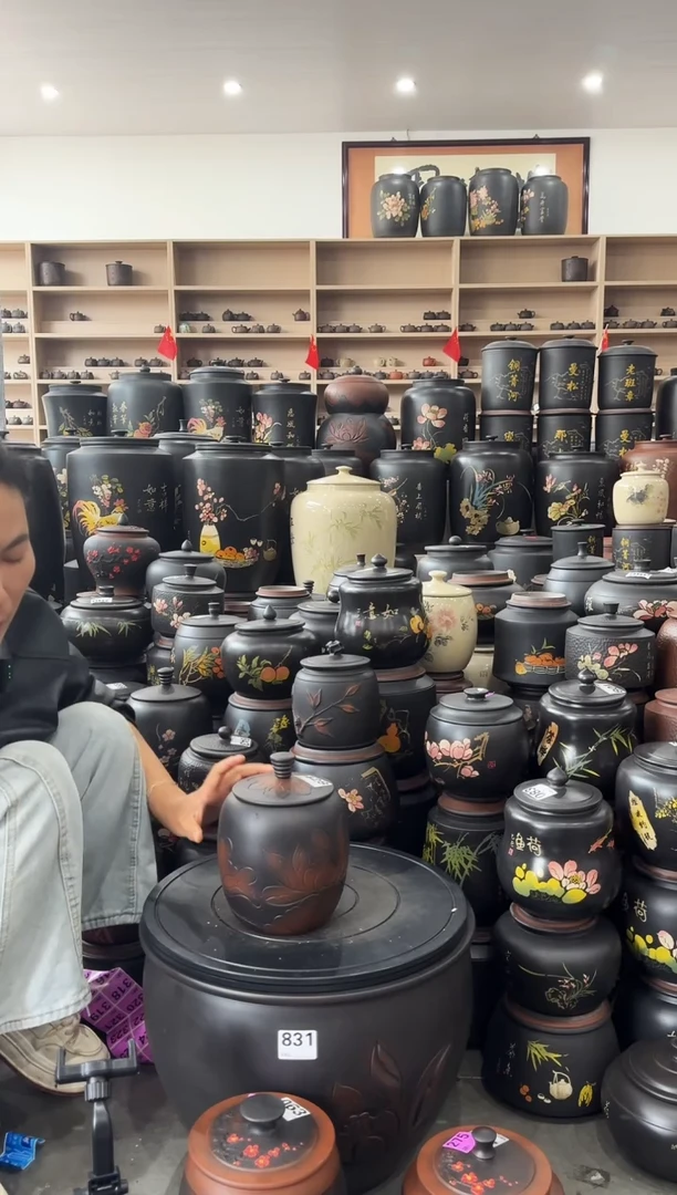 罐瑕疵茶叶罐  花生荷花   428