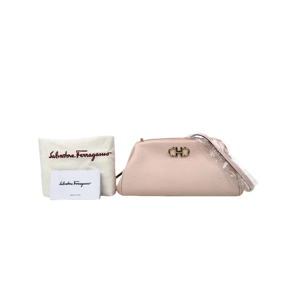 95新/菲拉格慕/包包/市场价8500/250210XL0030