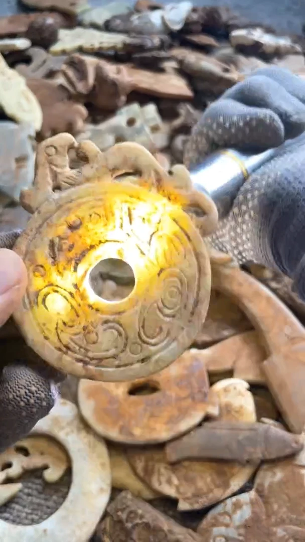 和田玉未镶嵌挂件东顺摆件链接1524654654