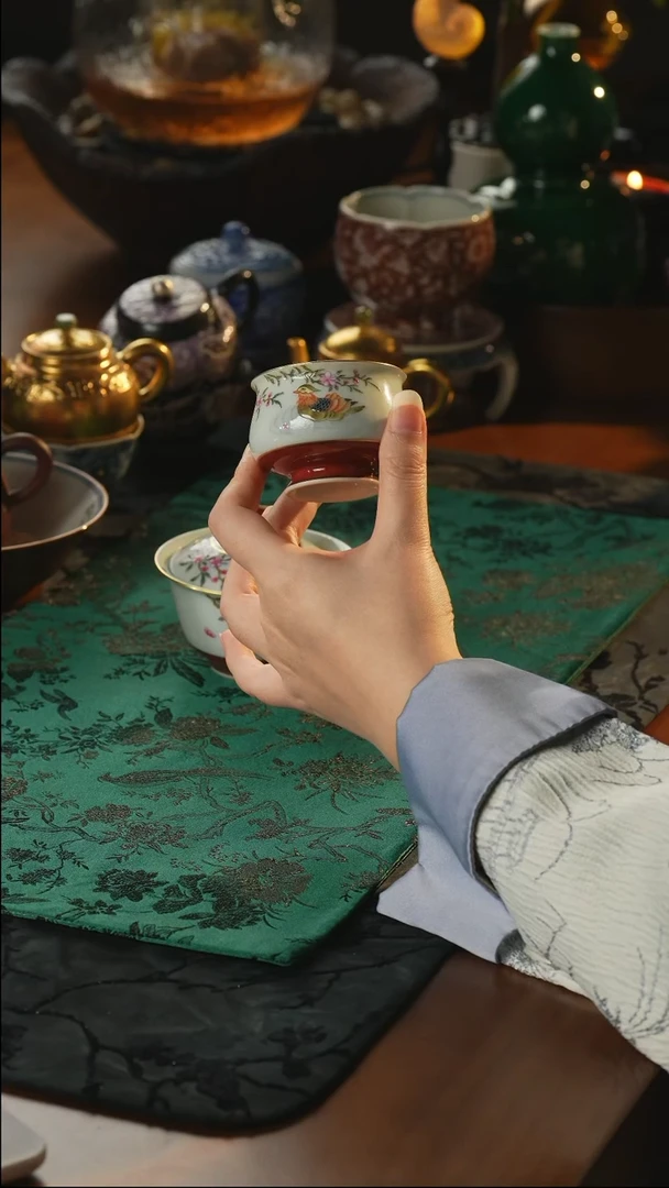瓷片一如山坊