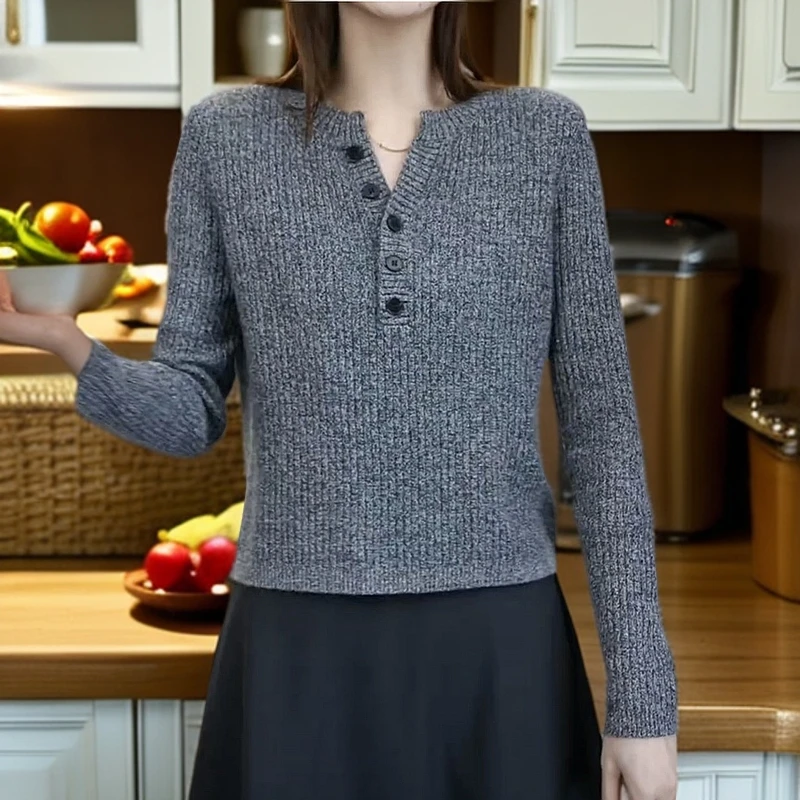 鄂尔多斯市100纯羊毛女士新款圆领毛衣宽松显瘦春秋针织打底衫