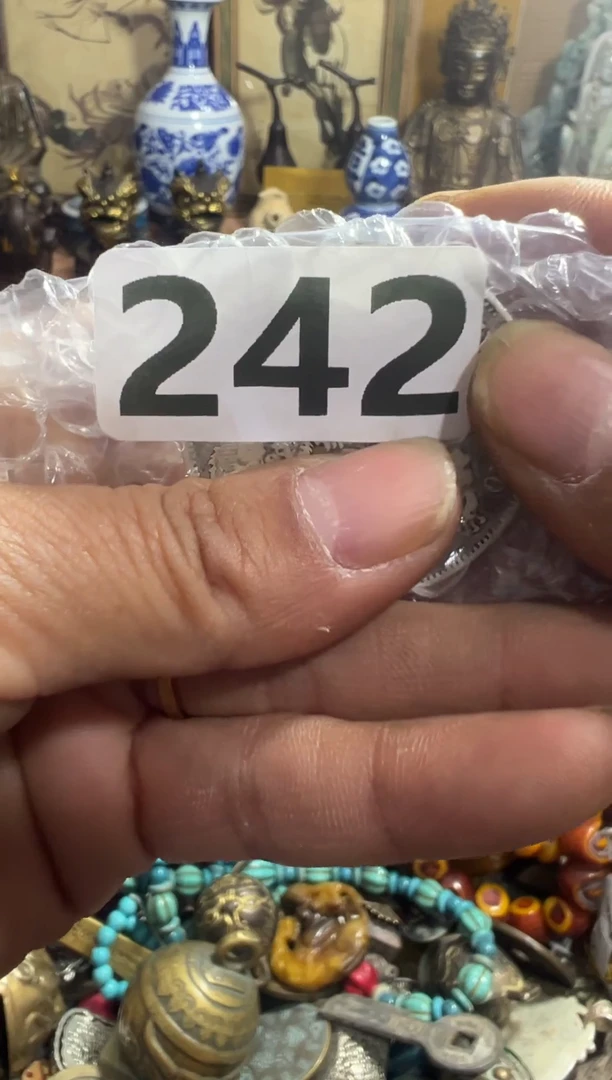 挑*者AA9988小丽艺品馆一物一拍专属链接