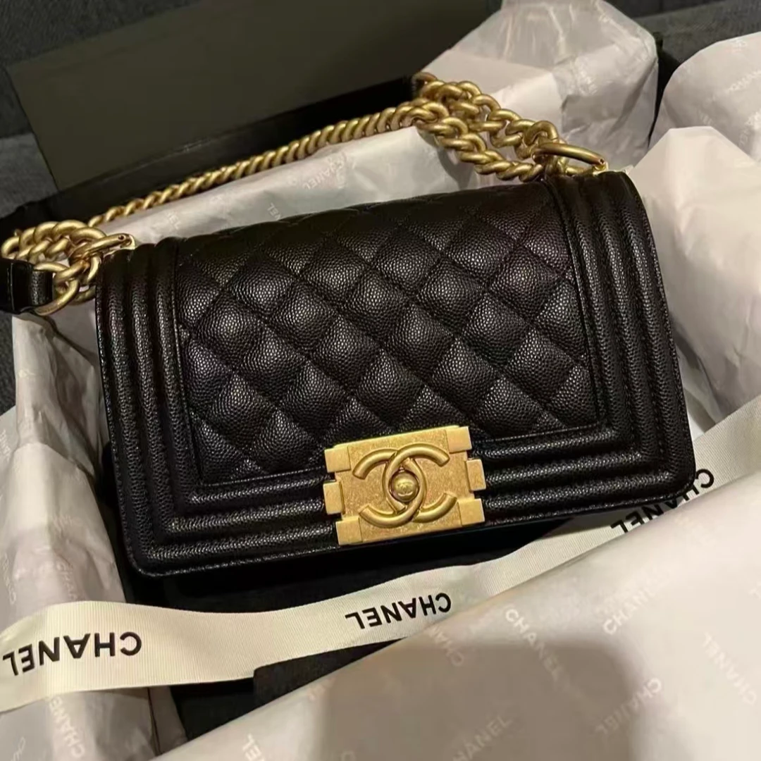 99新 Chanel/香奈儿 leboy黑金鱼子酱小号芯片款全皮内里 CY126