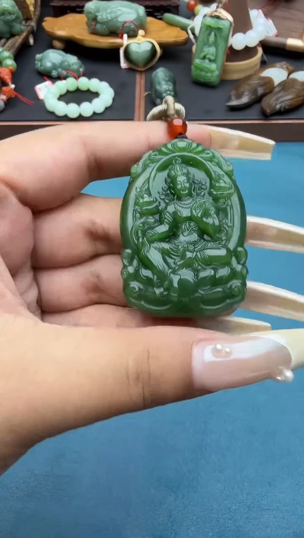 未镶嵌和田玉挂件byeqyll