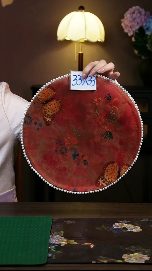 33*33 圆形蝴蝶珍珠