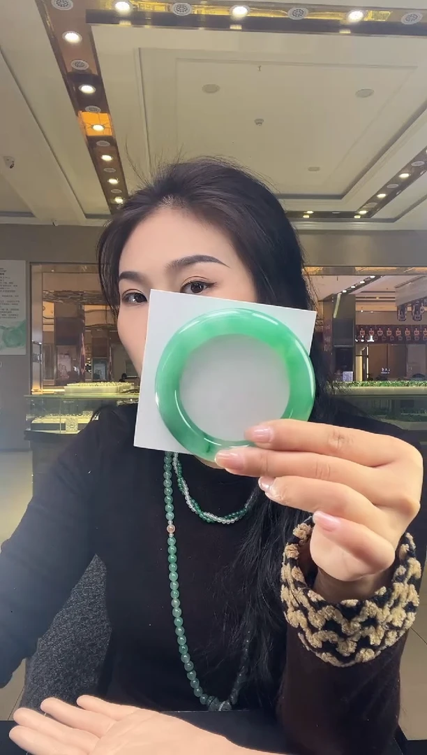 未镶嵌手镯石英质玉69