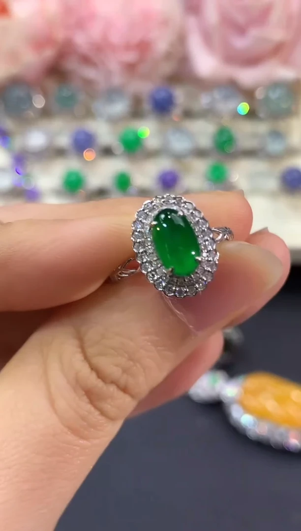 18K金镶嵌戒指翡翠B140