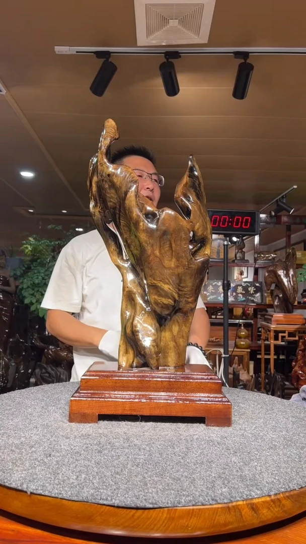 金丝楠✨****✨金丝楠木小叶桢楠