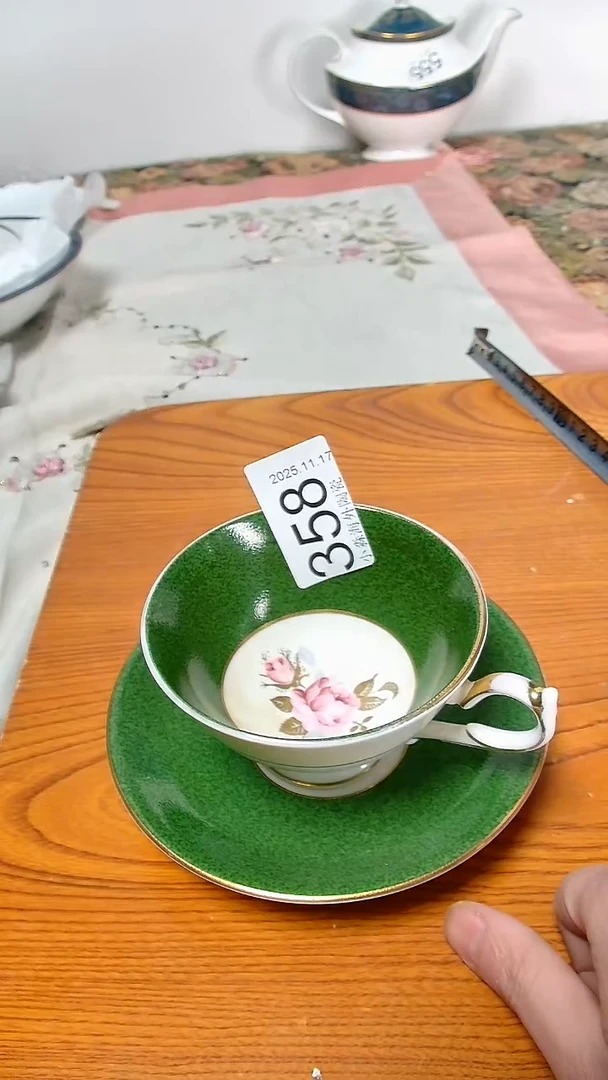 瓷片墨**雨小淼海外陶瓷工艺品