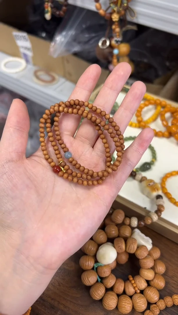 未镶嵌檀香木手串黑肉老檀香木翡翠款多圈[2644]