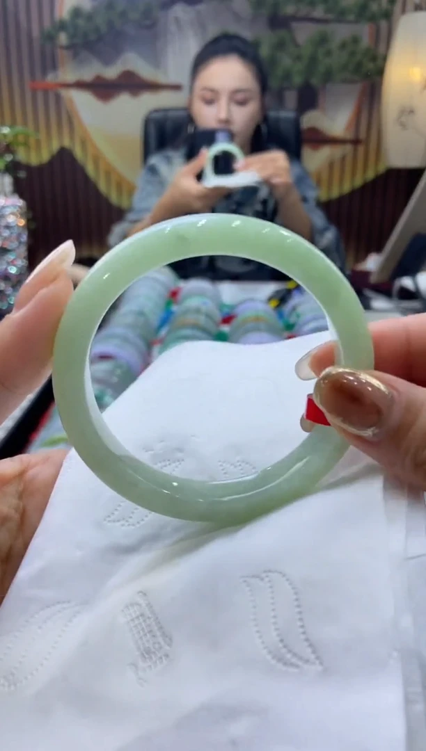 未镶嵌手镯翡翠00008984