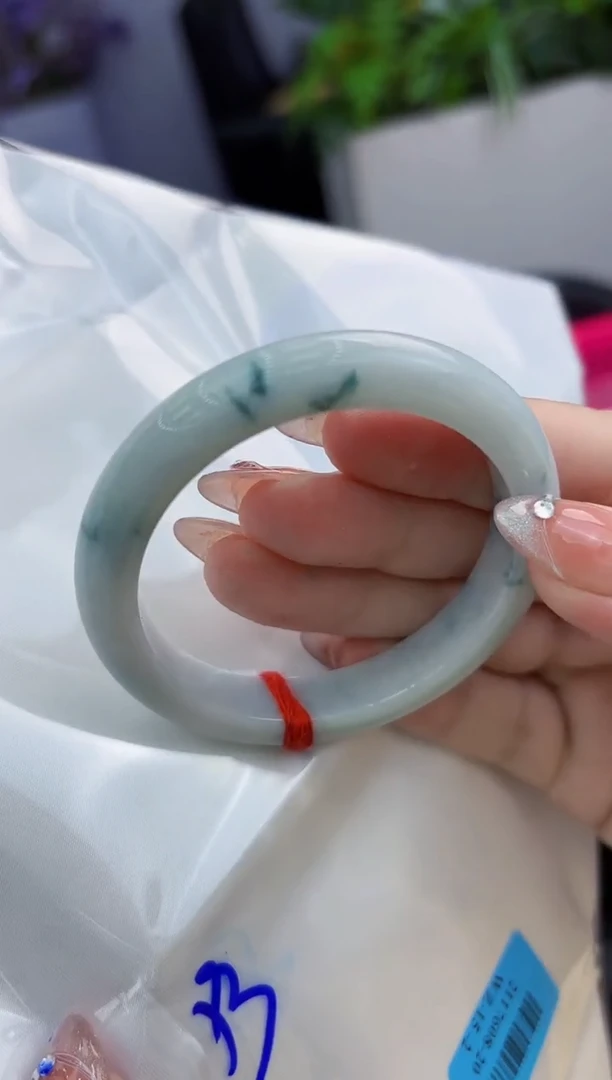 【闪购商品】翡翠手镯未镶嵌翡翠手镯