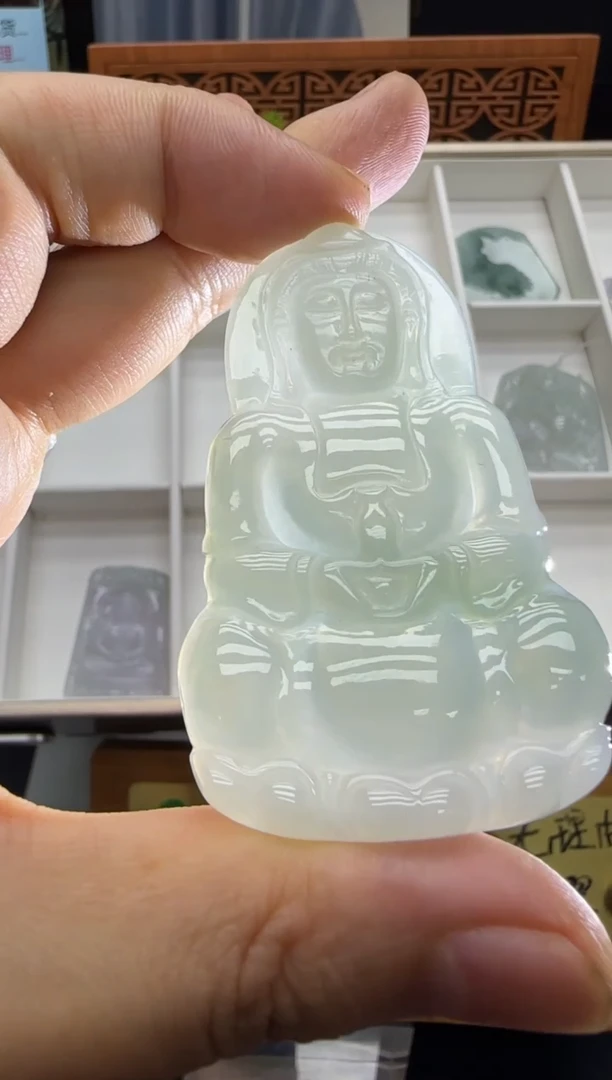 翡翠挂件未镶嵌A货翡翠多样性孤品