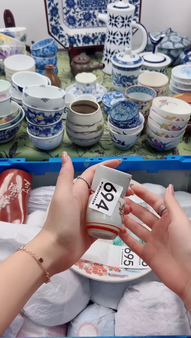 瓷片l***o694...............