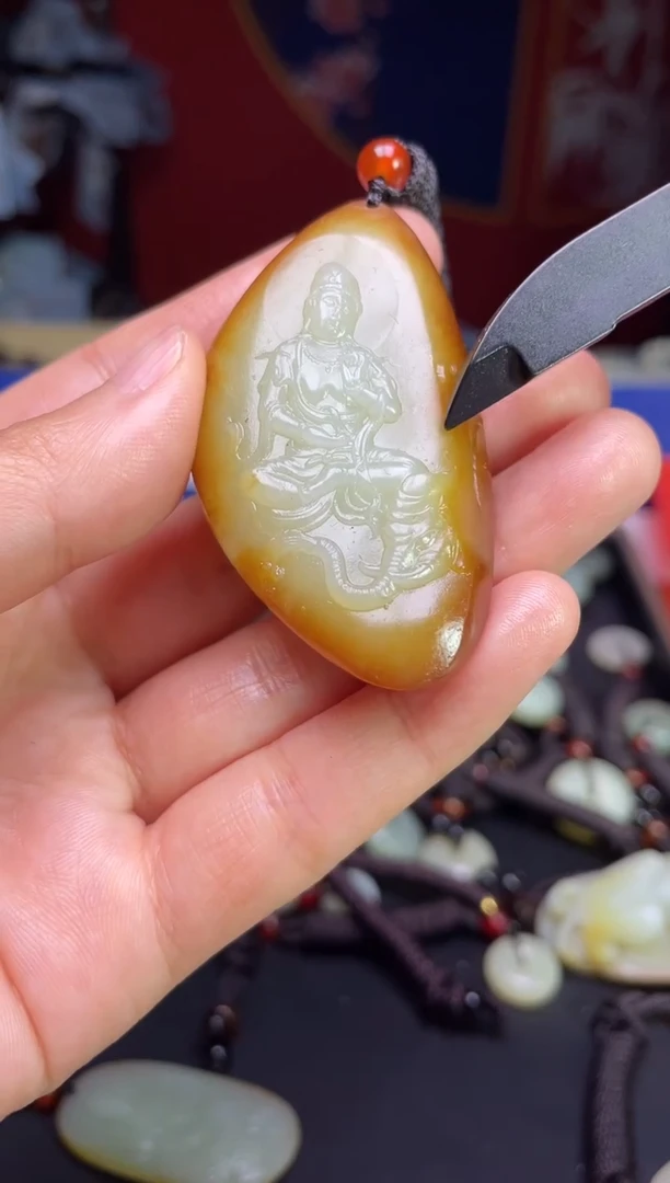 颈饰未镶嵌和田玉3