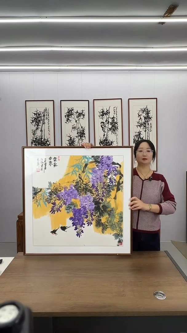 国画汪琼  80*80 紫气东来