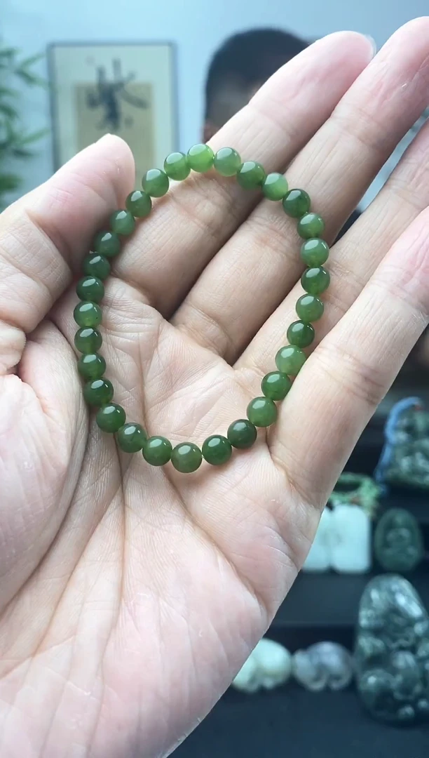 和田玉未镶嵌颈饰1