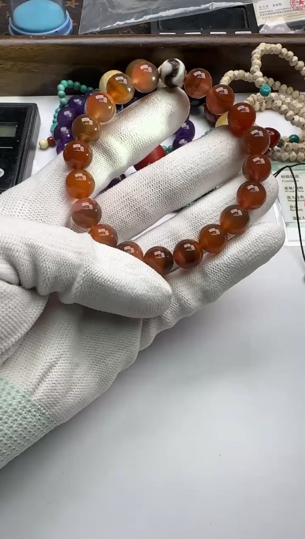 未镶嵌琥珀手串琥珀