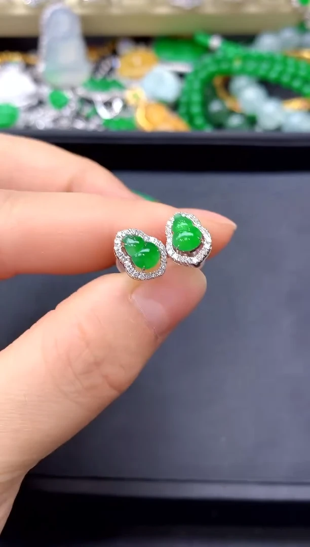 18K金镶嵌翡翠耳饰217-中国好珍宝