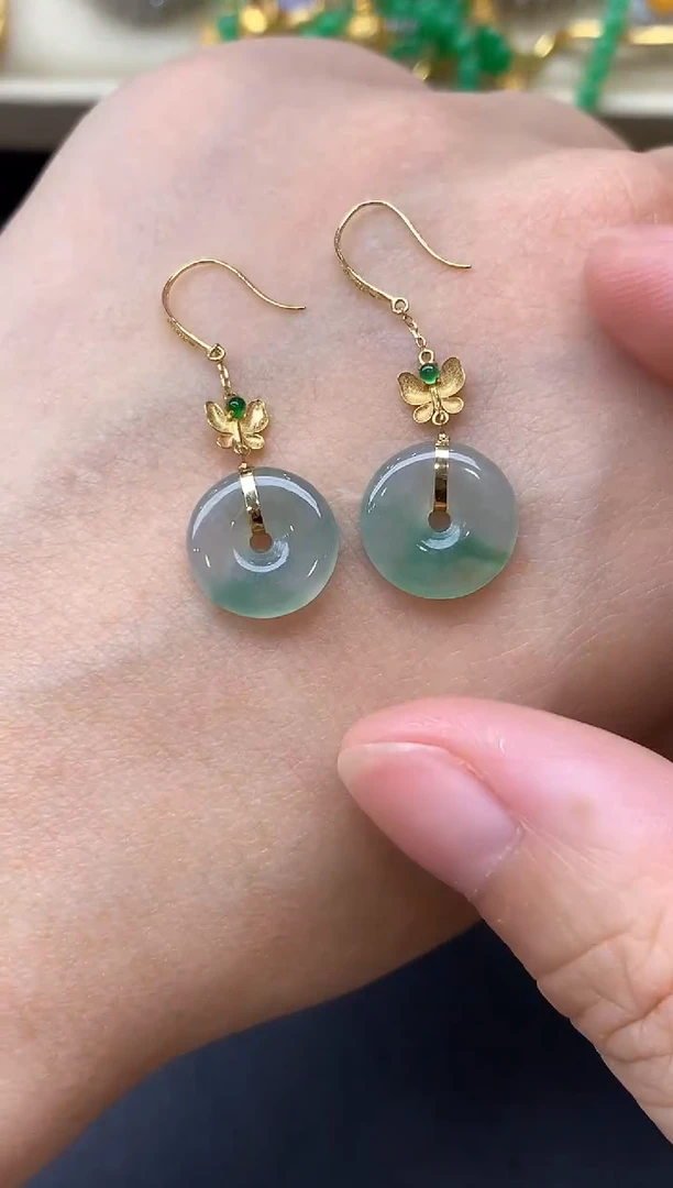 翡翠18K金镶嵌颈饰45-中国好珍宝