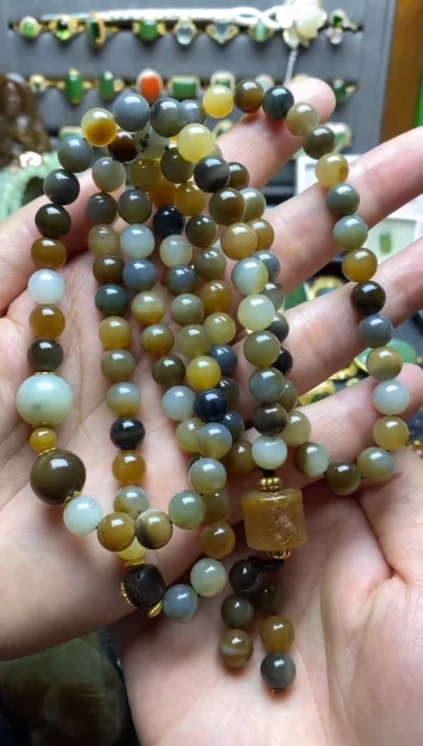 和田玉未镶嵌颈饰项链